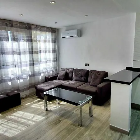 Torremolinos Centro Holidays 公寓 *